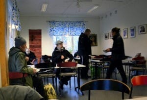 John har varit hemlös i över halva sitt liv, något som blivit en livsstil, säger han.
