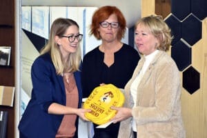 Josefin Enström, Evelyna Hanser och Helena Höij på företagsfrukost i Säter.