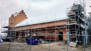 Arbetet med att renovera det gamla Maskinhuset går framåt och i augusti planeras för nyinvigning. Foto: Privat