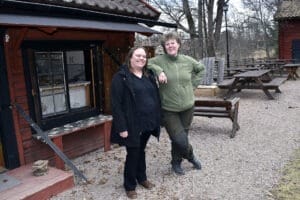 Karin Bernström och Pernilla Hessman, nya arrendatorer av kaféet vid Hedemora Gammelgård